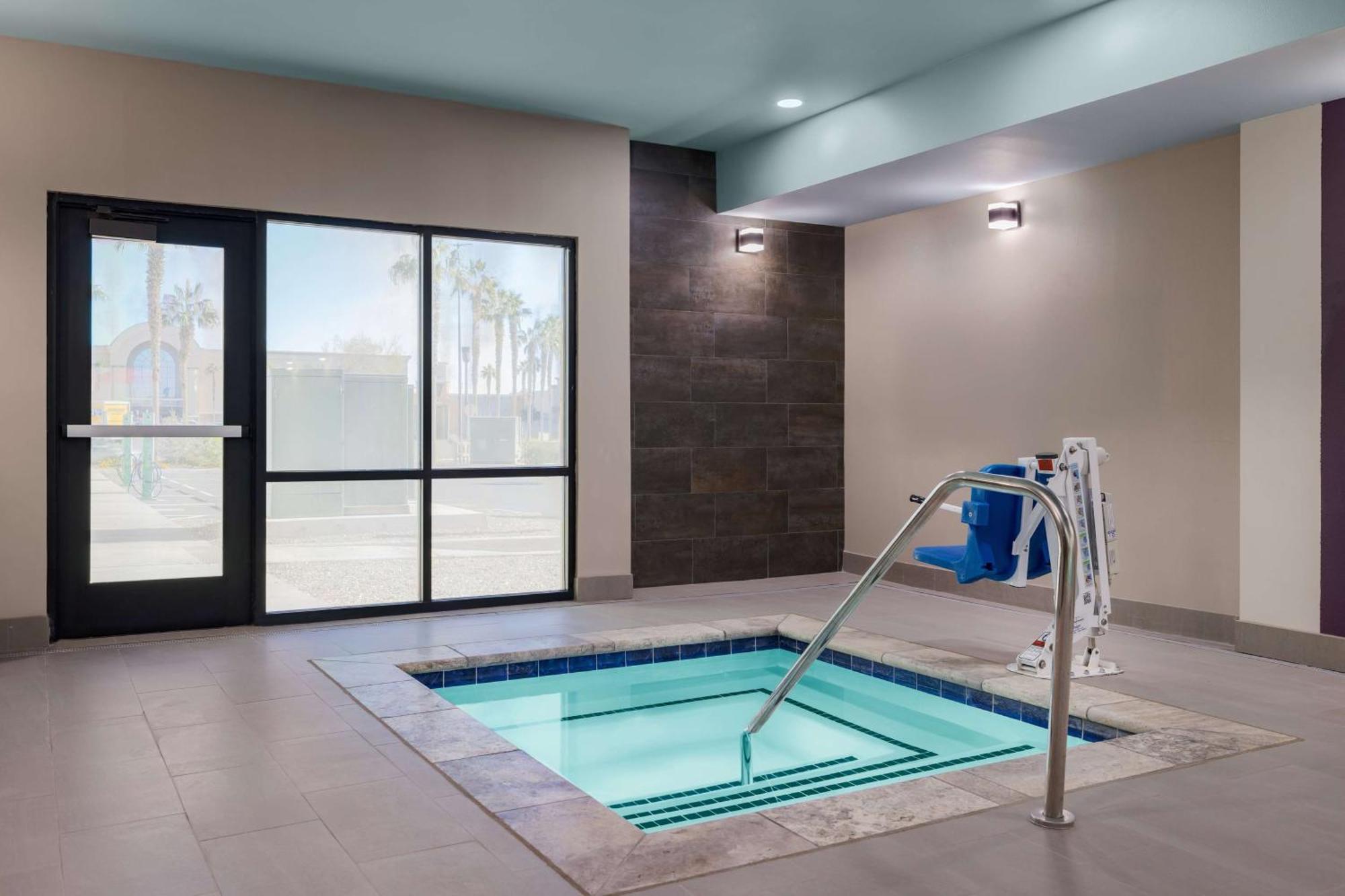 Home2 Suites By Hilton Ель-Сентро Екстер'єр фото